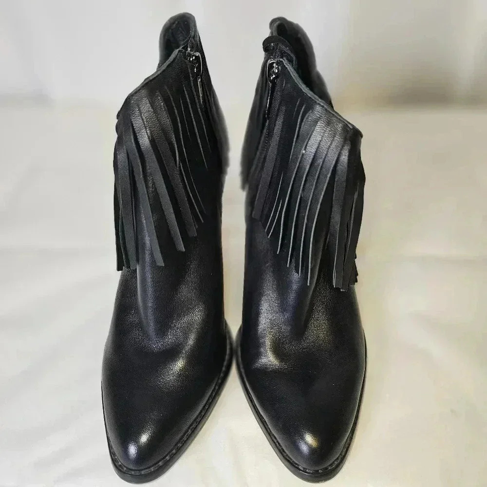 Jessica Simpson‎ leather fringe booties